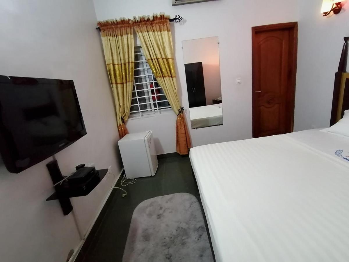 Hotel Residence Jeanne D'Arc Cotonou Exterior photo